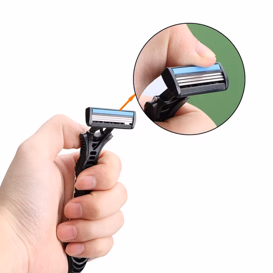 D323L 트리플 블레이드 기능 및 남성용 얼굴 사용 일회용 면도기